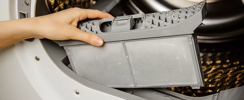 Signs Of A Clogged Dryer Lint Trap in Lancaster, Texas